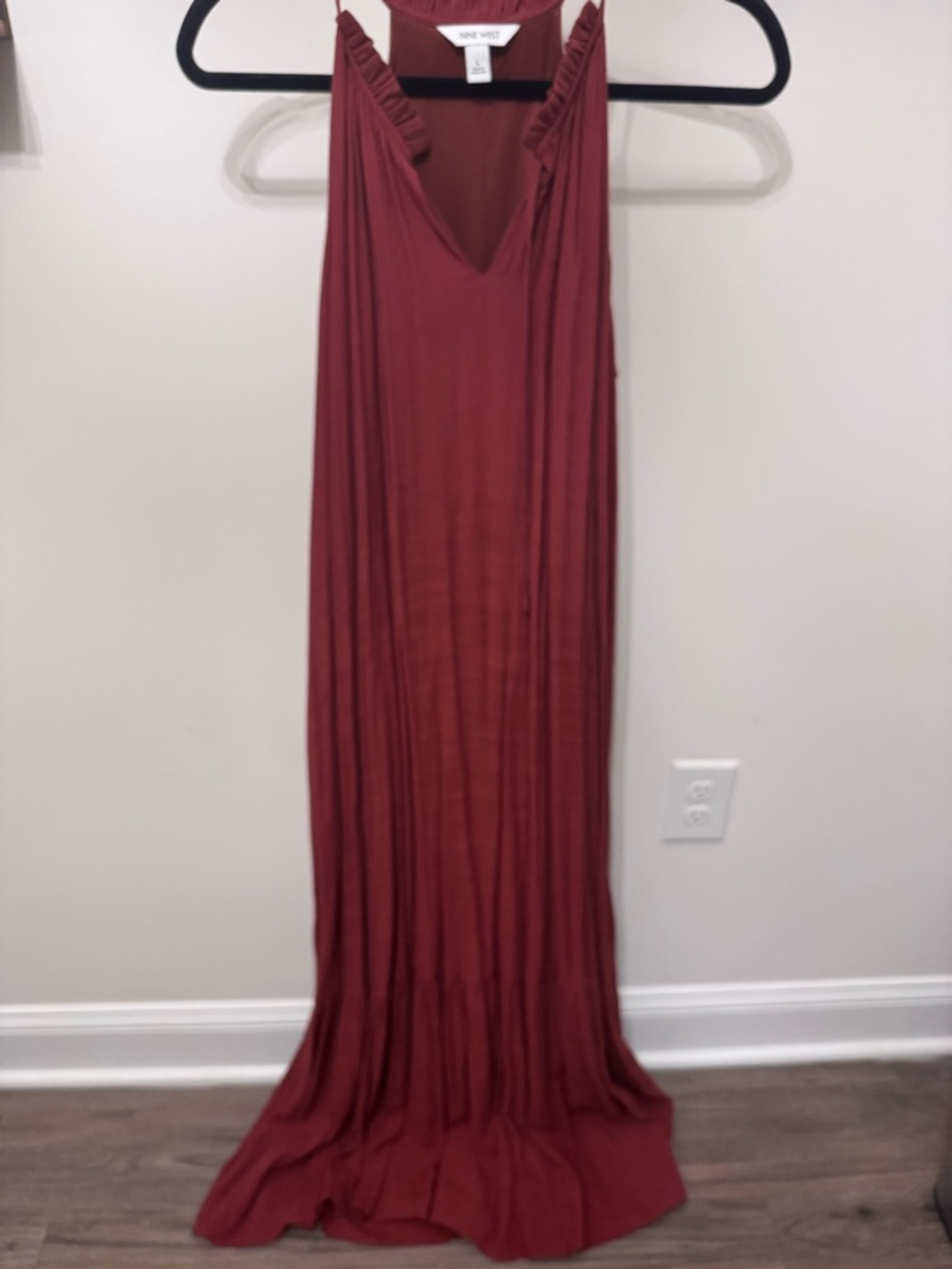 Nine West Rust Red V-Neck Maxi Dress with Ruffle Halter